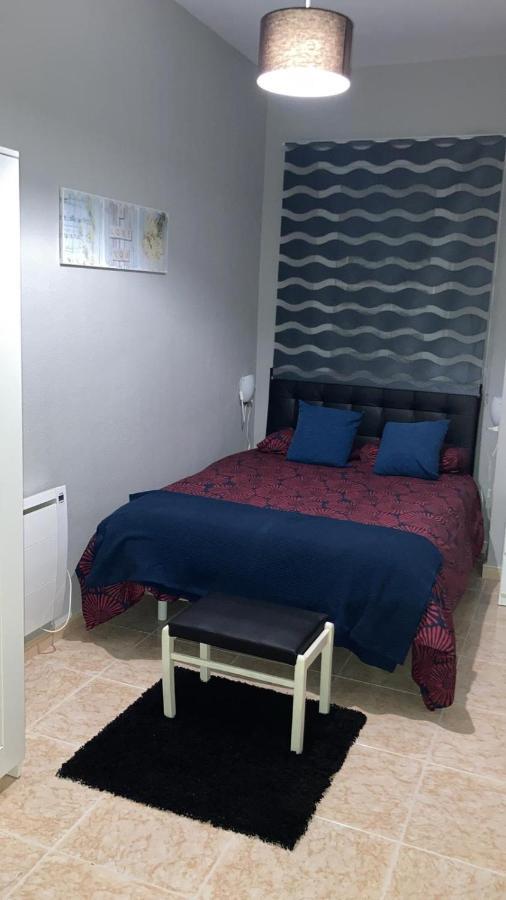 Apartamento Las Encinas Apartment Caceres Exterior photo